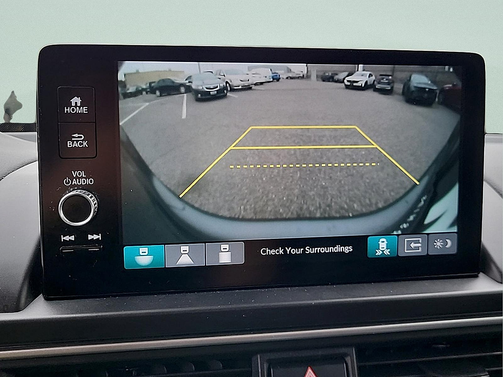 Used 2024 Honda Pilot Touring image 25