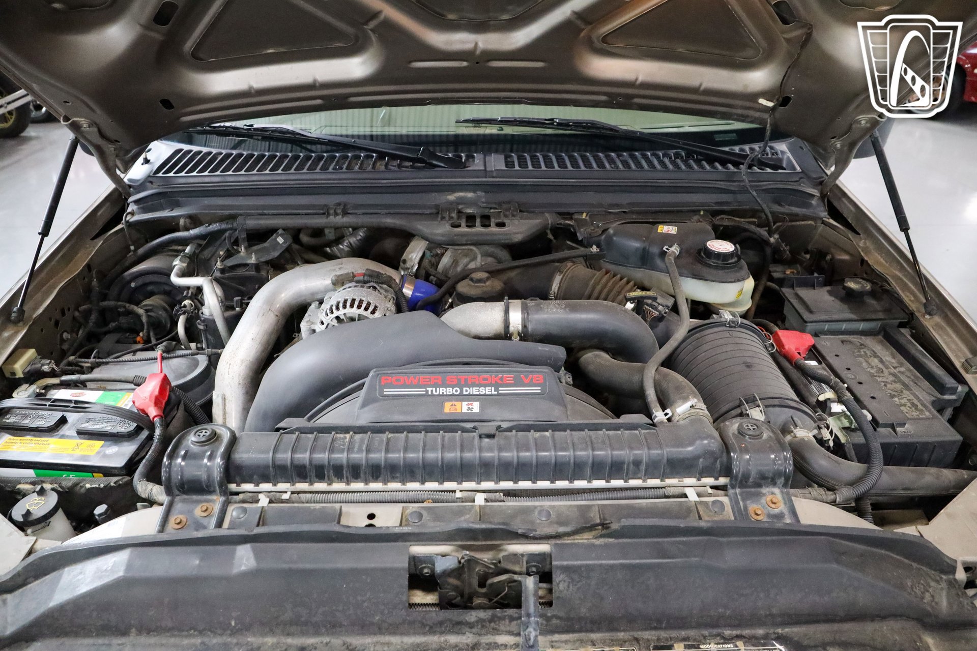 Used 2004 Ford F350 Lariat image 2