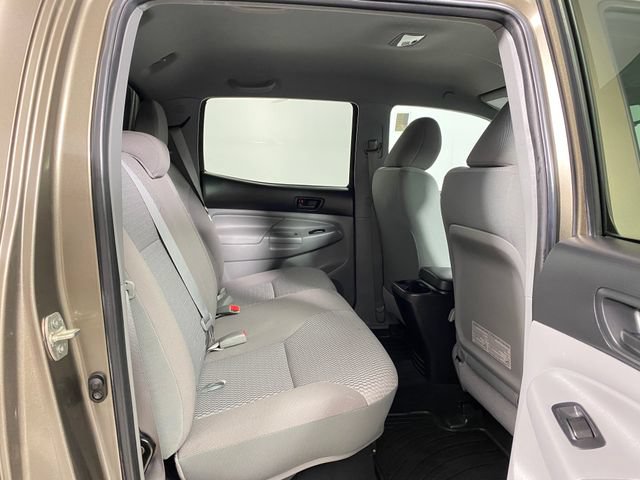 Used 2013 Toyota Tacoma 4x4 Double Cab w/ SR5 Pkg image 9