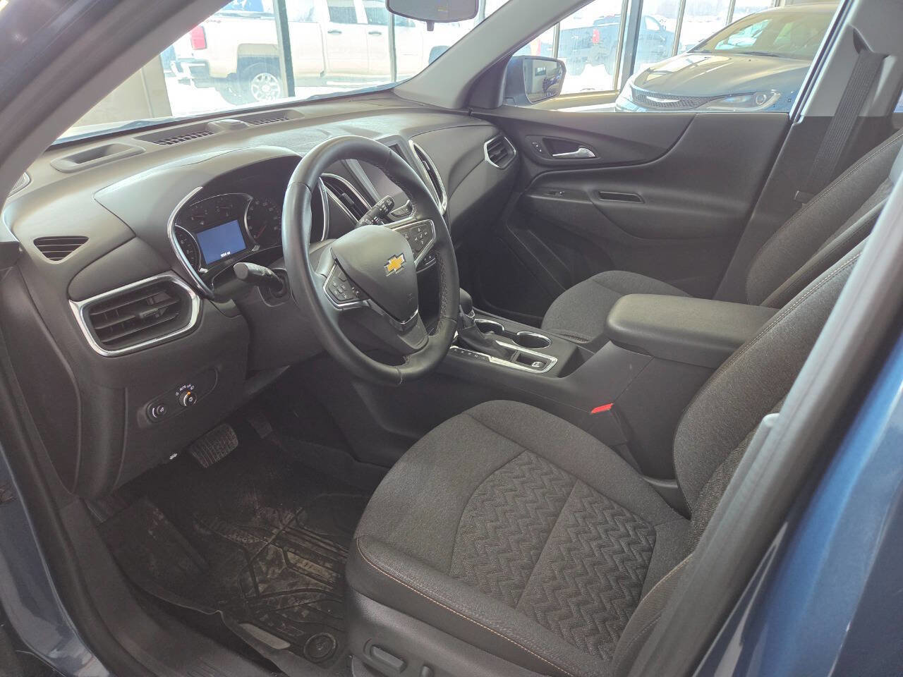 Used 2024 Chevrolet Equinox LT w/ LPO, Floor Liner Package image 15