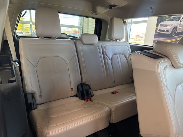 Used 2024 Ford Expedition Max Limited image 11