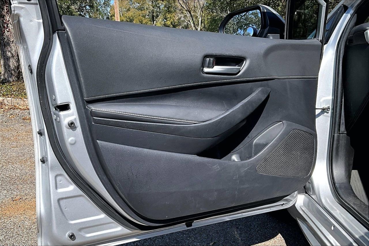 Used 2024 Toyota Corolla SE image 17