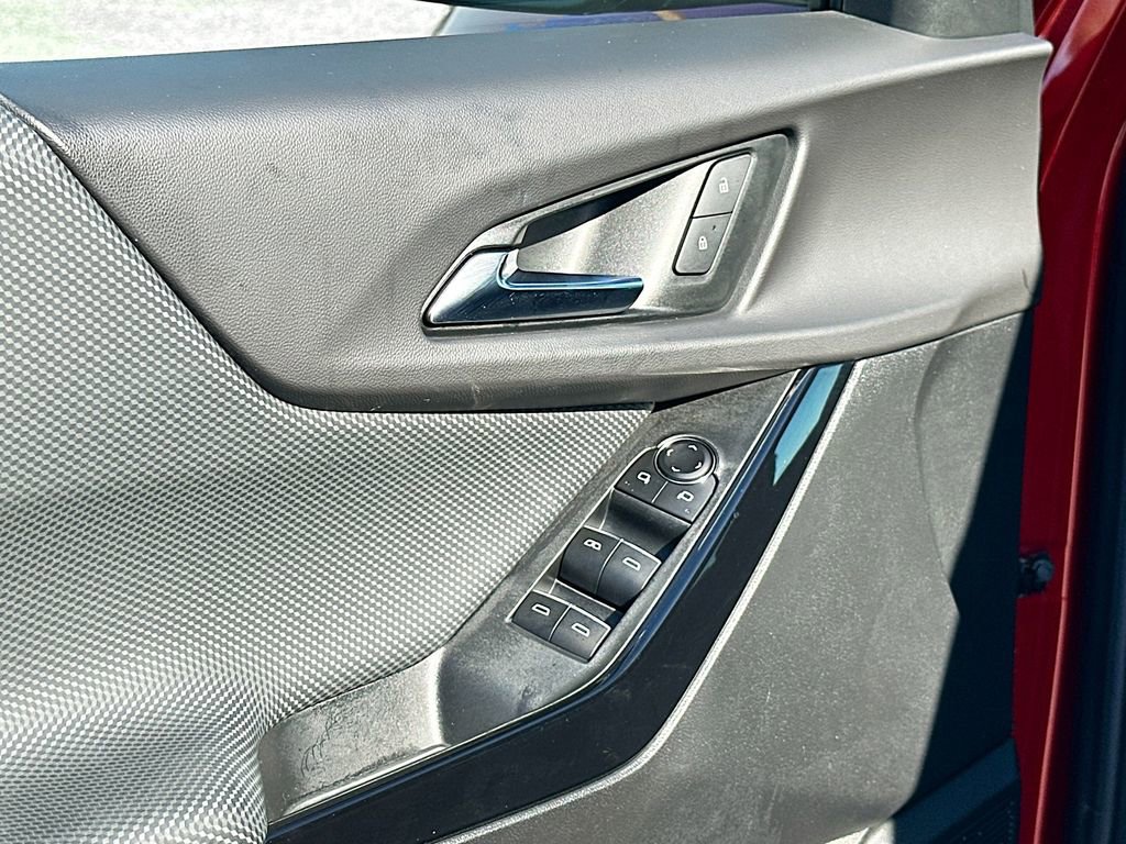 Used 2025 Chevrolet Equinox RS image 18