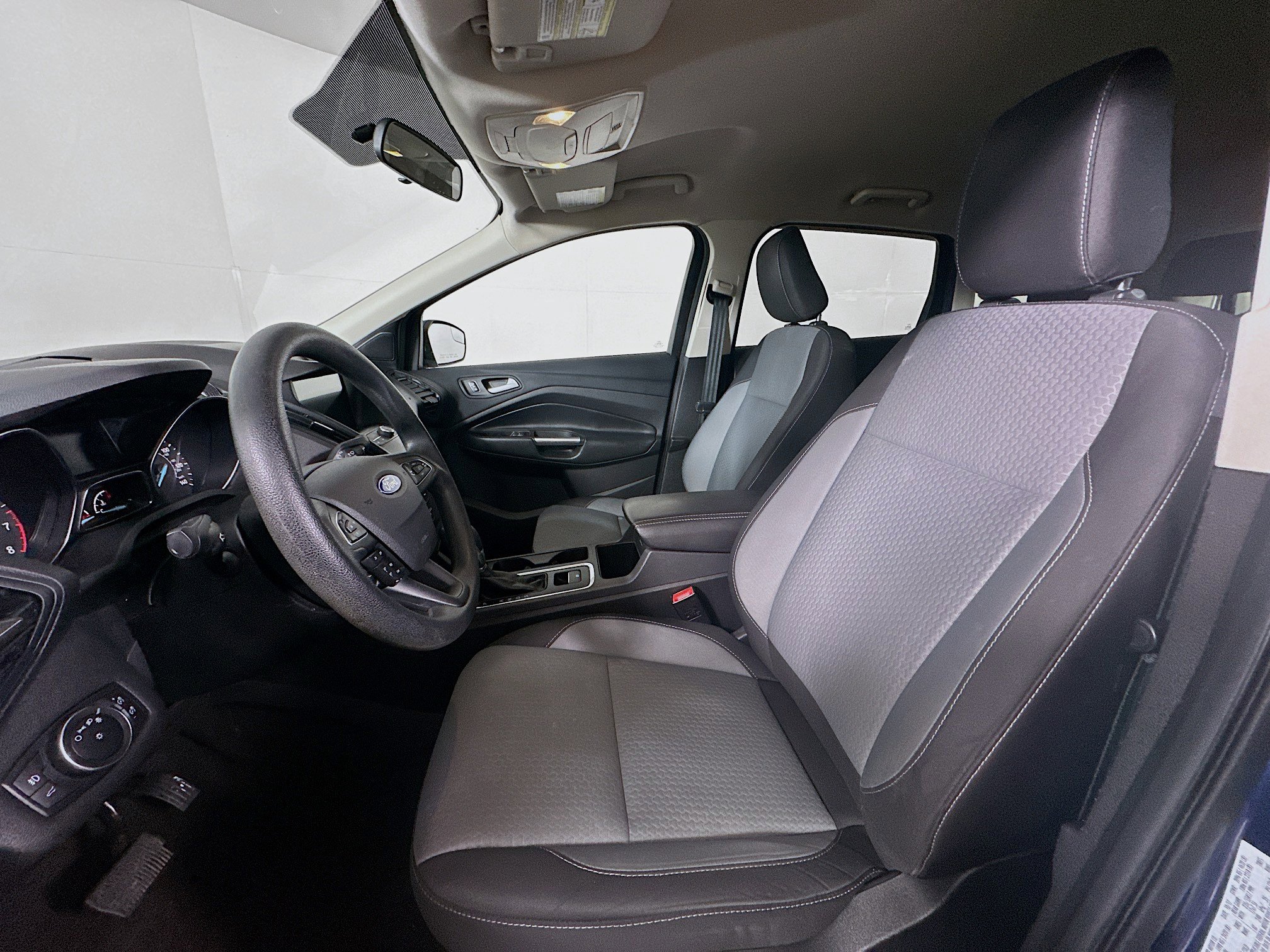 Used 2018 Ford Escape SE w/ SE Sync 3 Package image 13