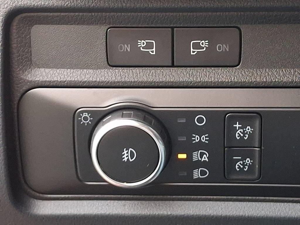 Used 2024 Ford F450 Lariat AWD/4WD image 23