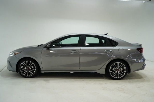 Used 2023 Kia Forte GT image 4