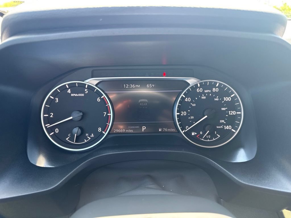 Used 2025 Nissan Rogue SV FWD image 16