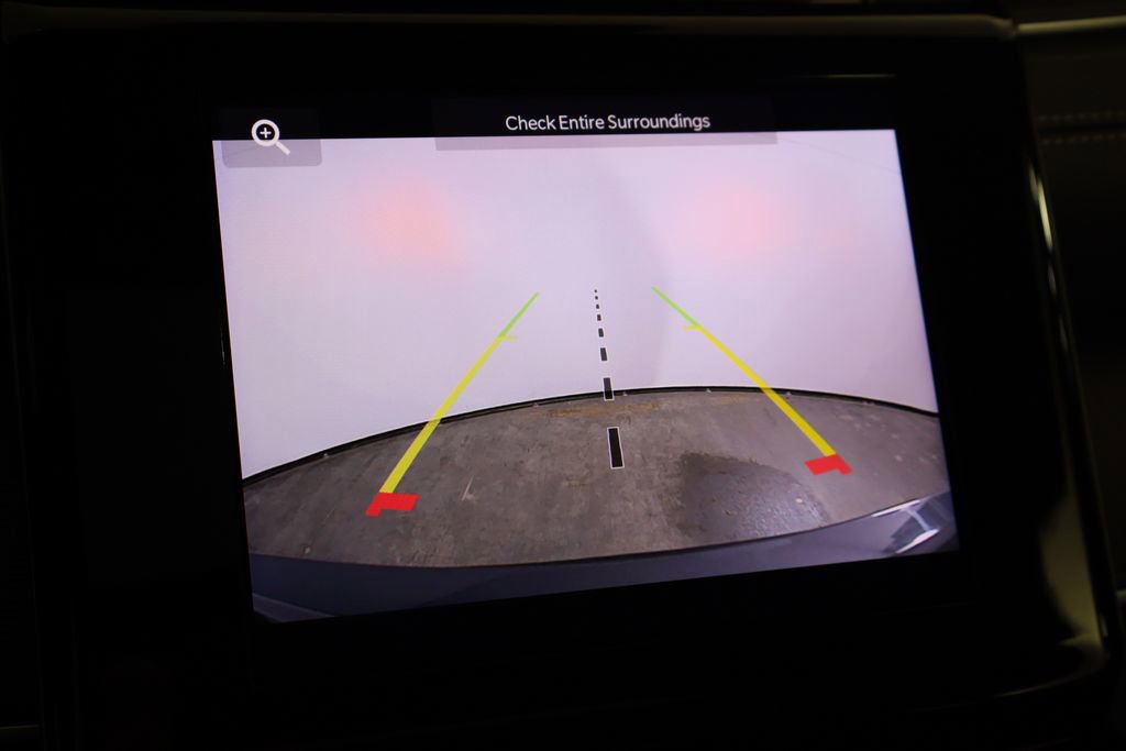 Used 2025 Jeep Grand Cherokee L Altitude image 8