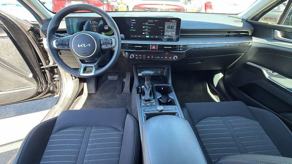 Used 2025 Kia K5 LXS image 18