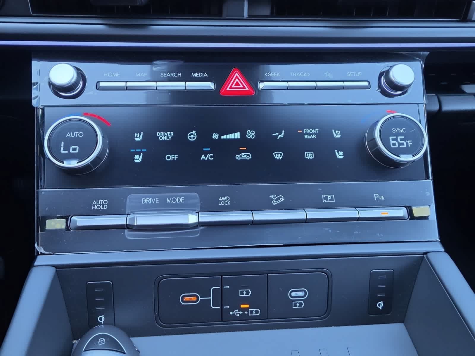New 2026 Hyundai Santa Fe Calligraphy AWD/4WD image 19