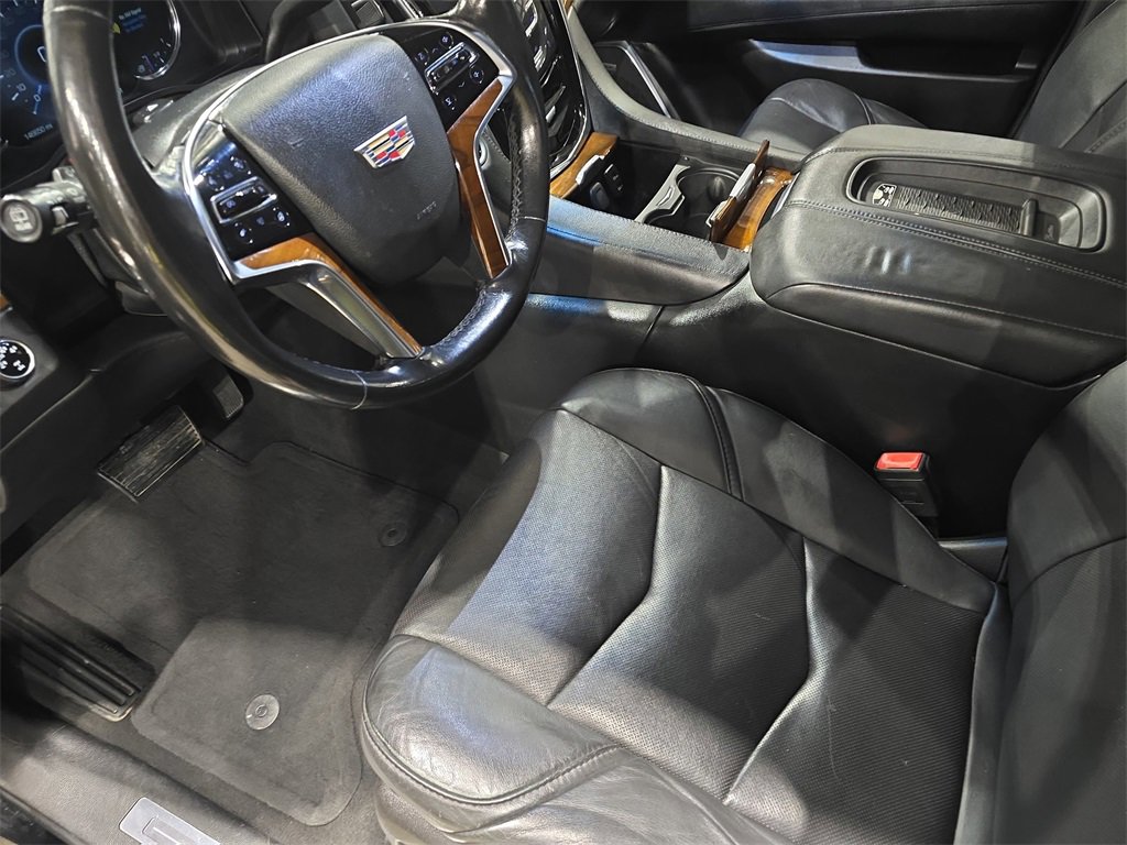 Used 2016 Cadillac Escalade ESV Premium image 17