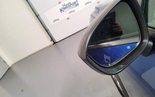 Used 2023 Nissan Rogue S image 16