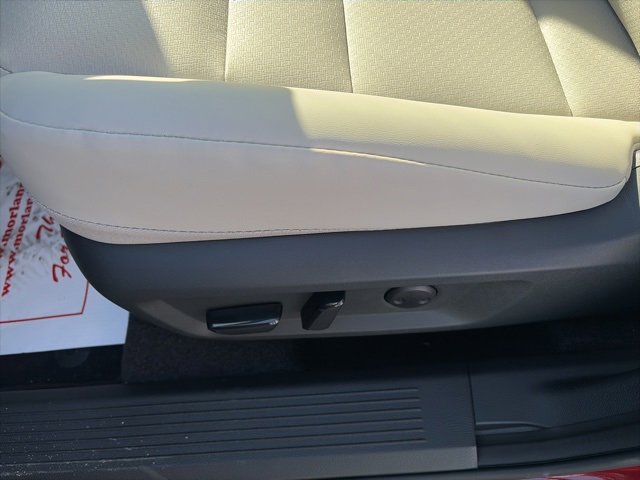 New 2026 Nissan Rogue SV image 18