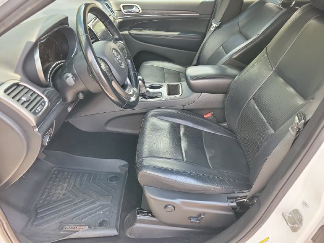 Used 2020 Jeep Grand Cherokee Limited w/ Luxury Group II RWD image 13