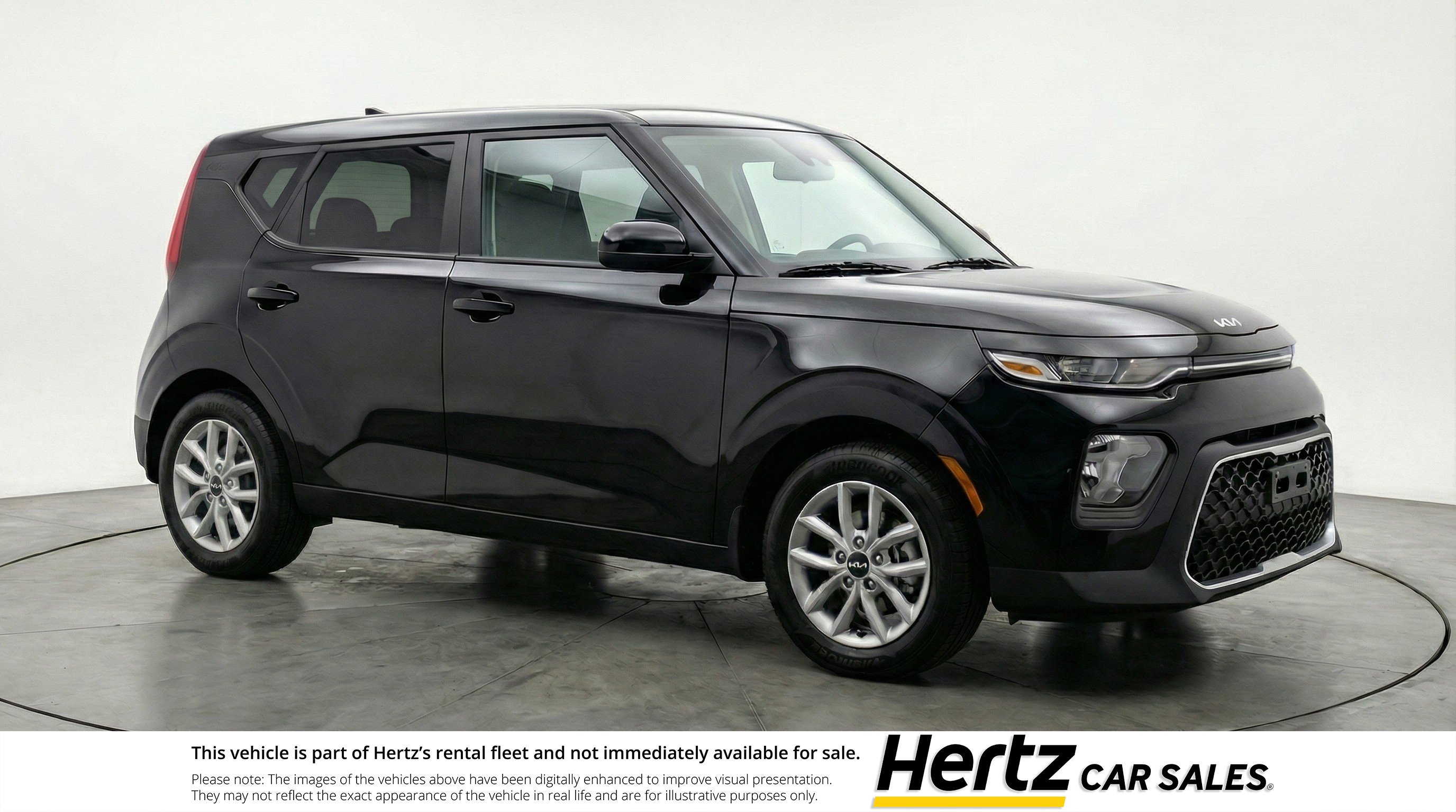 Used 2025 Kia Soul LX w/ LX Technology Package FWD image 1