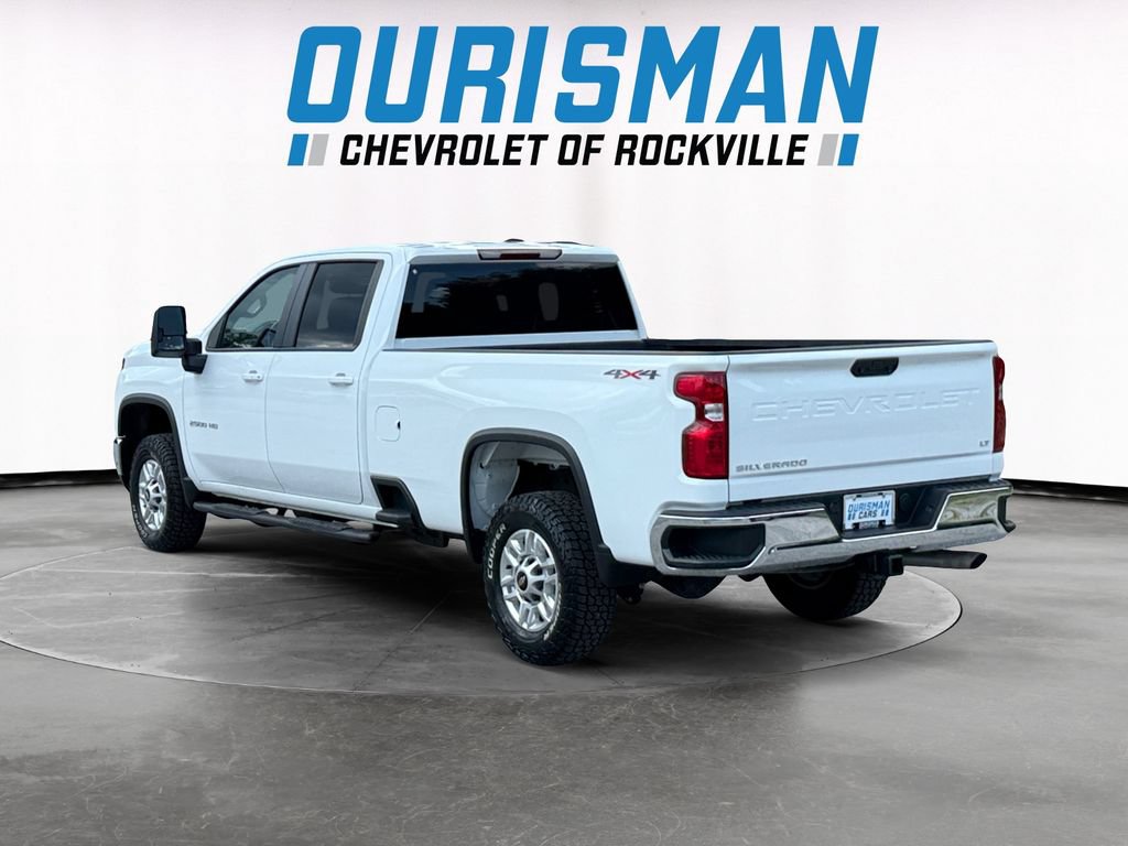 Used 2025 Chevrolet Silverado 2500 LT w/ Convenience Package AWD/4WD image 4