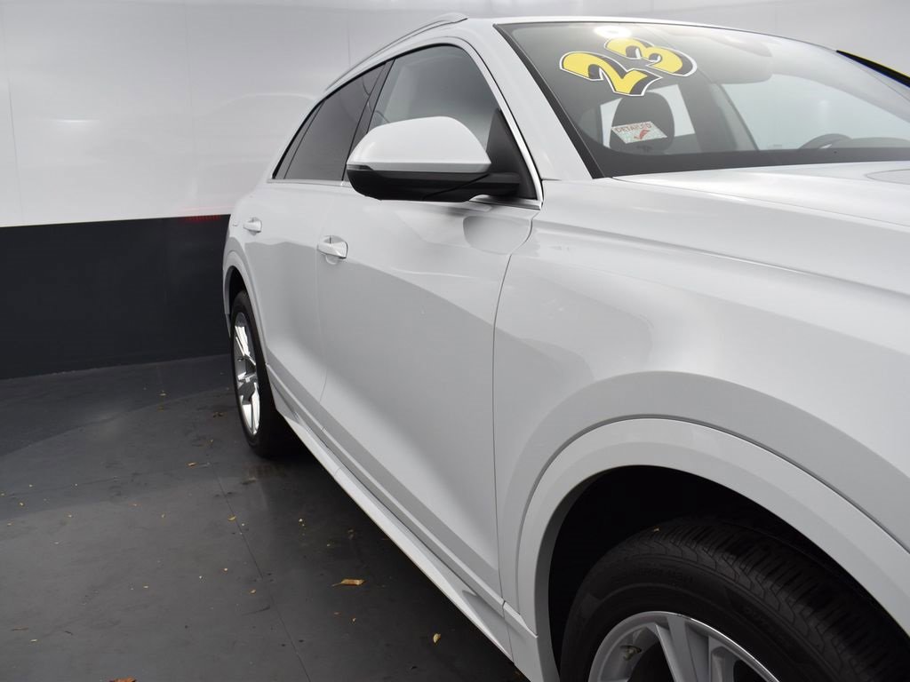Used 2023 Audi Q8 Premium Plus image 33