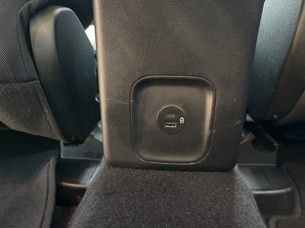 Used 2022 Ford Escape SE image 15