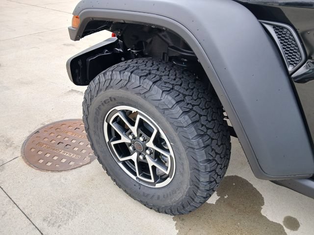 New 2026 Jeep Wrangler Unlimited Rubicon AWD/4WD image 30
