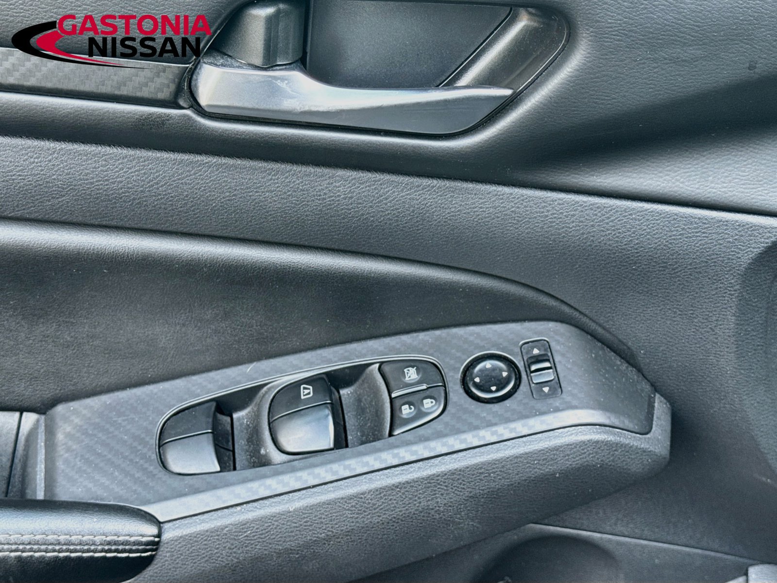 Used 2025 Nissan Altima 2.5 SV FWD image 23