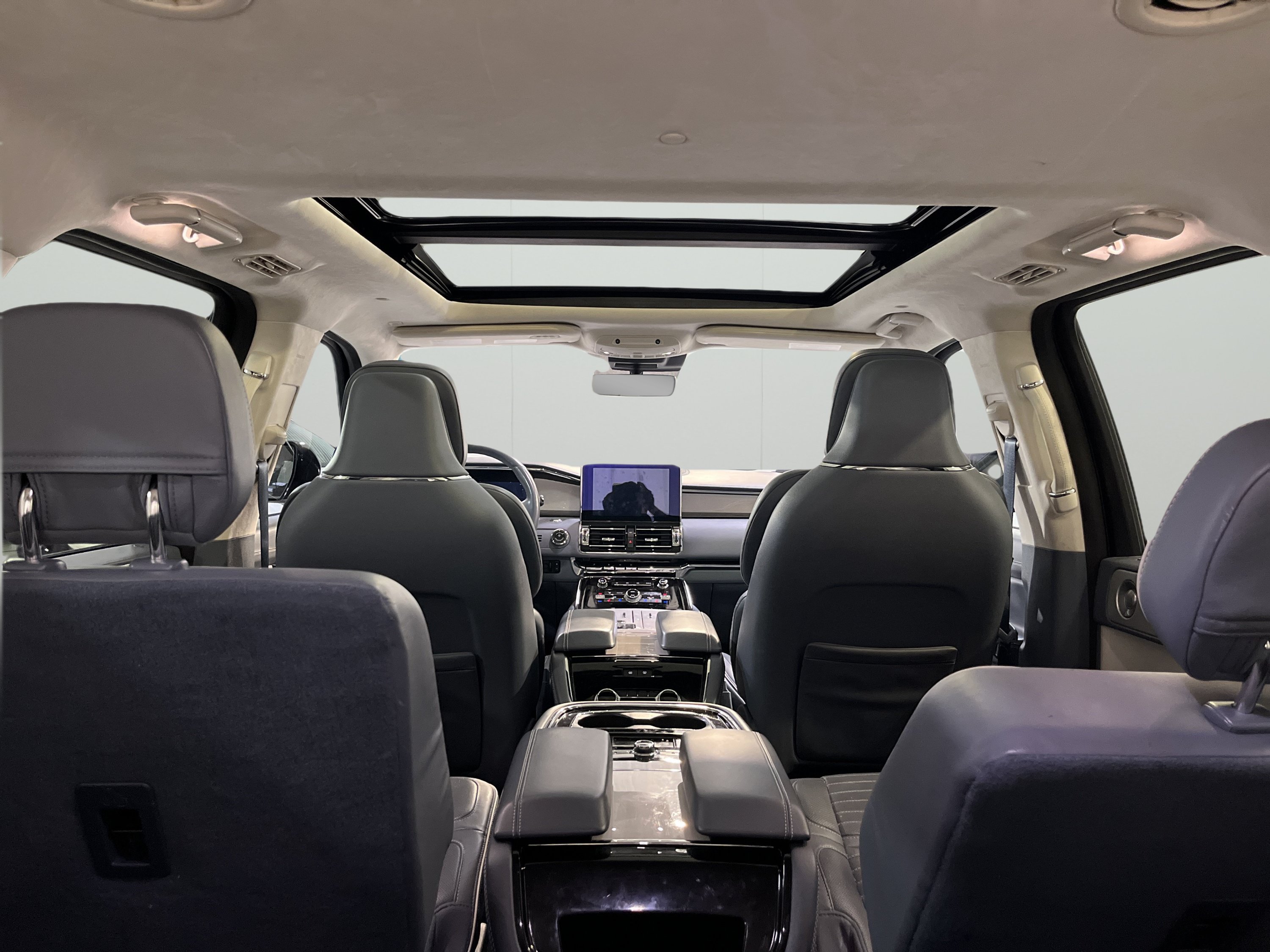 Used 2020 Lincoln Navigator Black Label AWD/4WD image 23