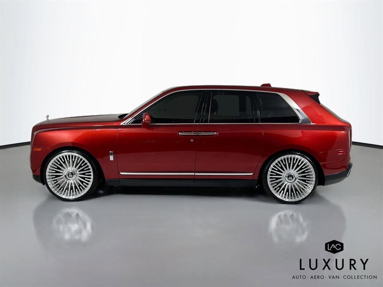 Used 2019 Rolls-Royce Cullinan image 9