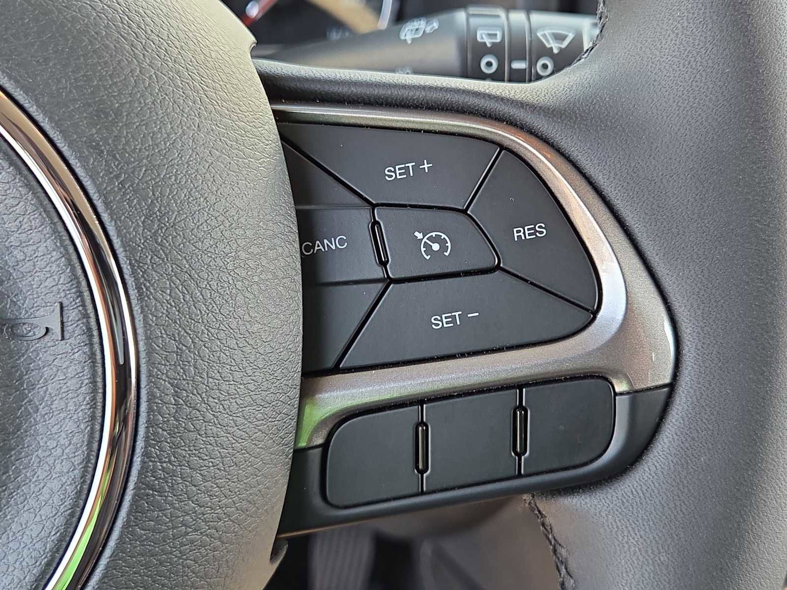 Used 2022 Jeep Renegade Latitude image 25