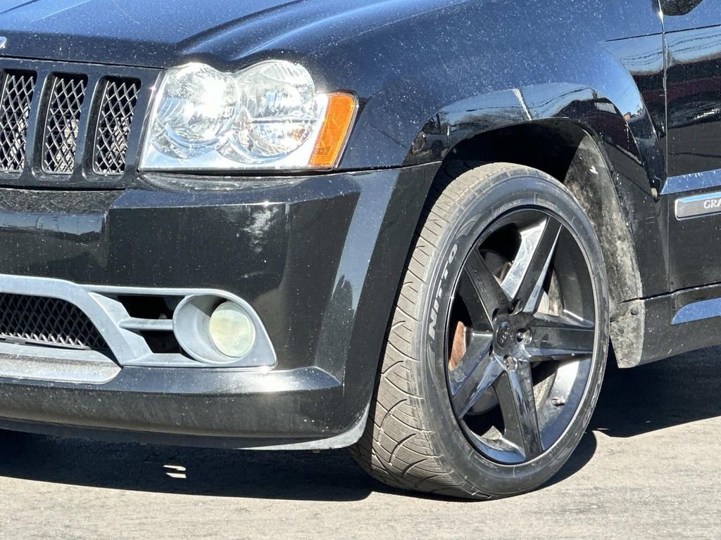 Used 2006 Jeep Grand Cherokee SRT8 w/ SRT Option Group I AWD/4WD image 8