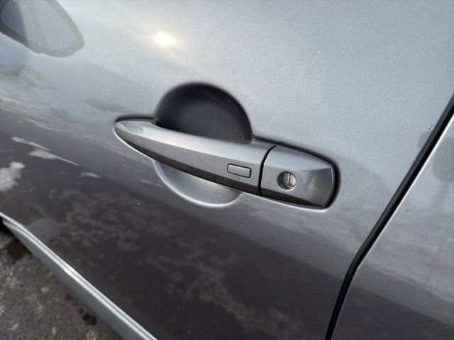 Used 2021 Nissan Sentra SR w/ SR Premium Package image 16