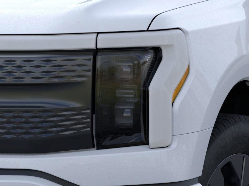 New 2025 Ford F150 Lightning Flash AWD/4WD image 18