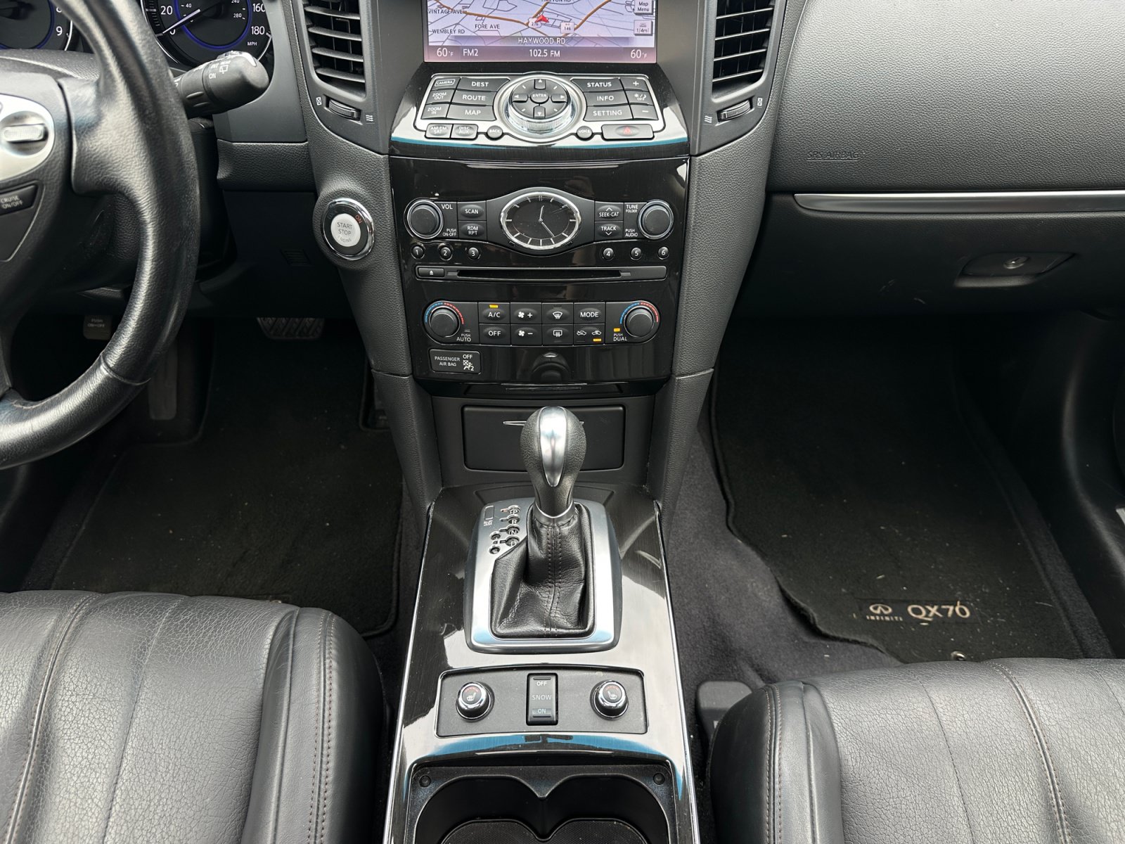 Used 2016 INFINITI QX70 2WD w/ Premium Package image 19