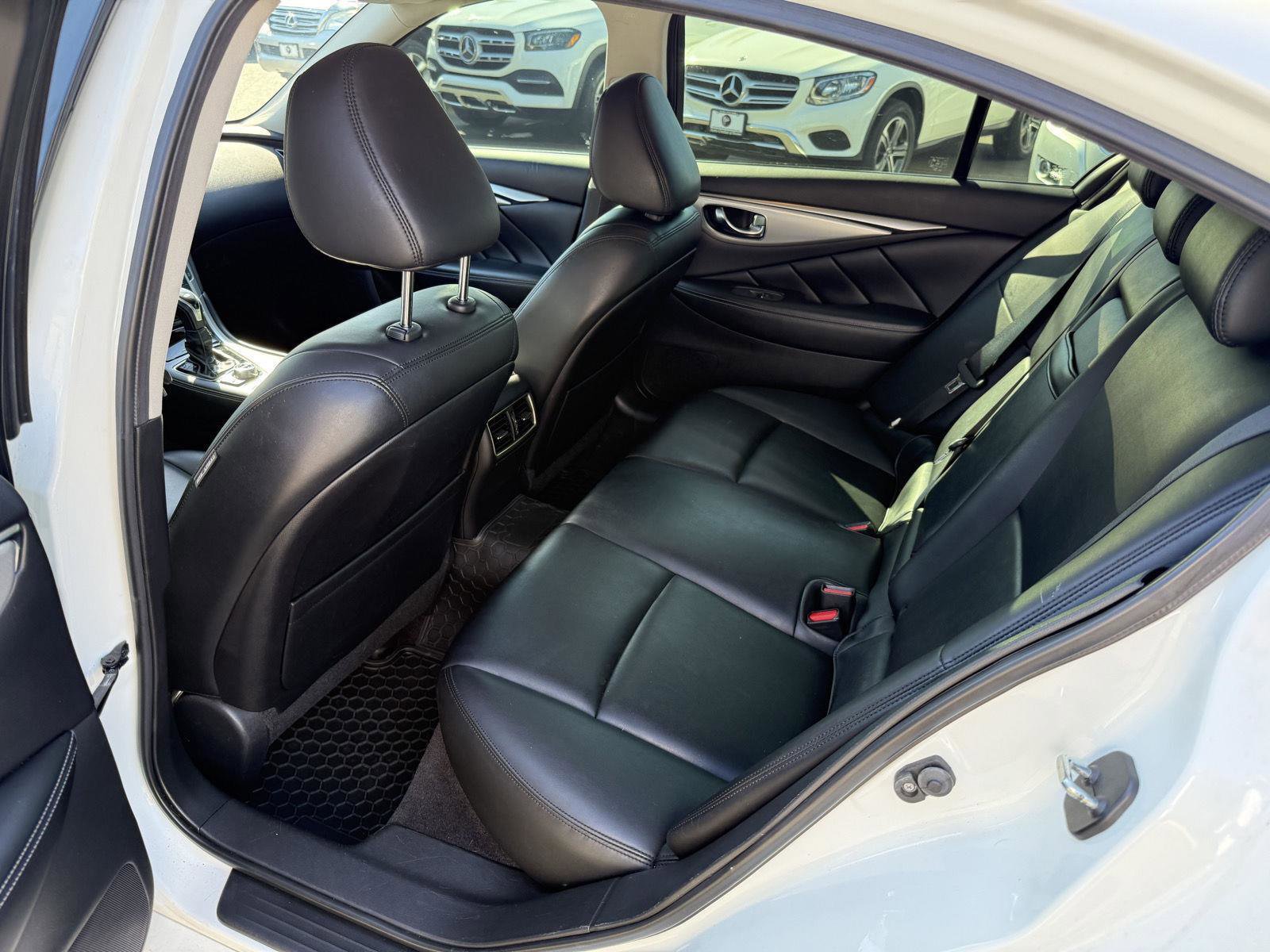Used 2021 INFINITI Q50 Luxe image 16