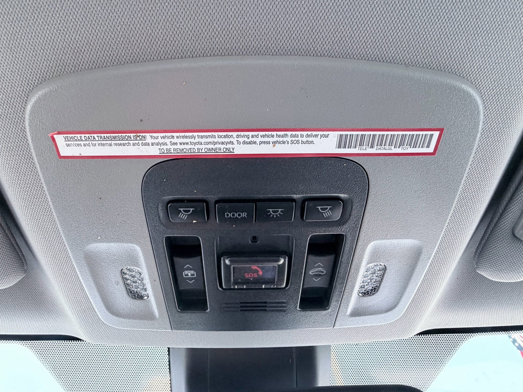 Used 2021 Toyota Camry XSE w/ Navigation Package FWD image 16