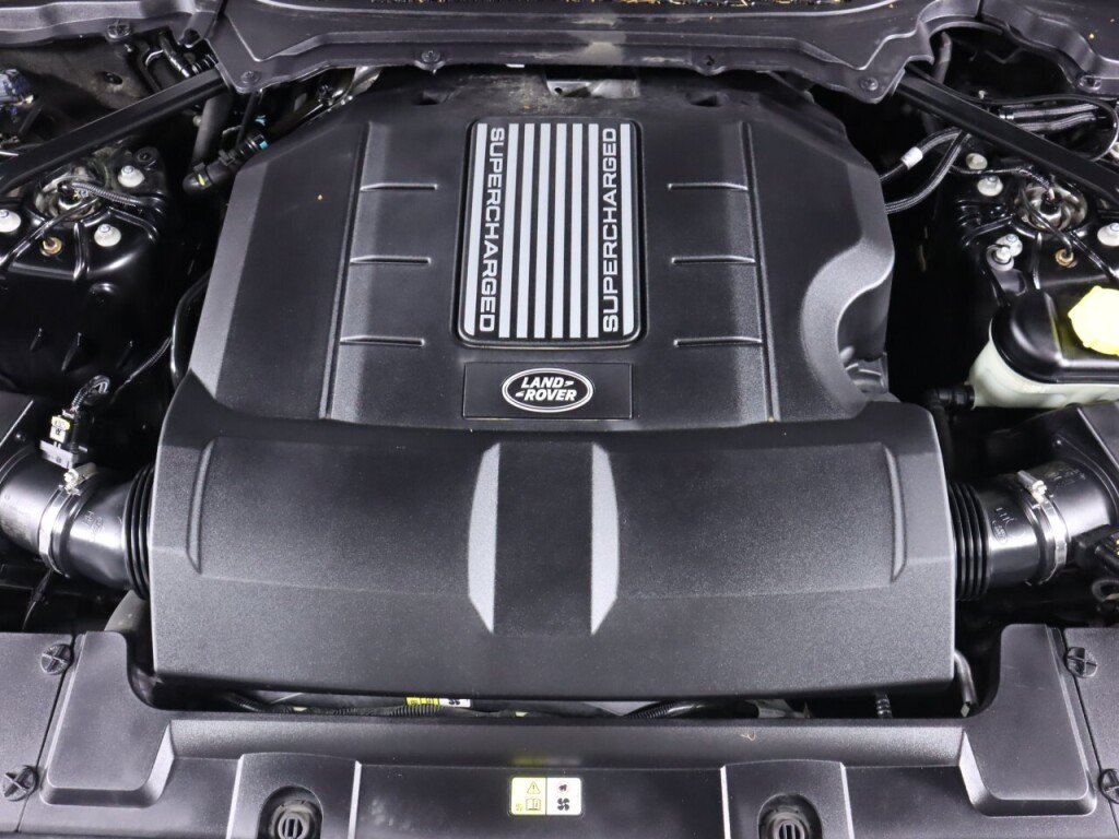 Used 2015 Land Rover Range Rover Supercharged AWD/4WD image 45