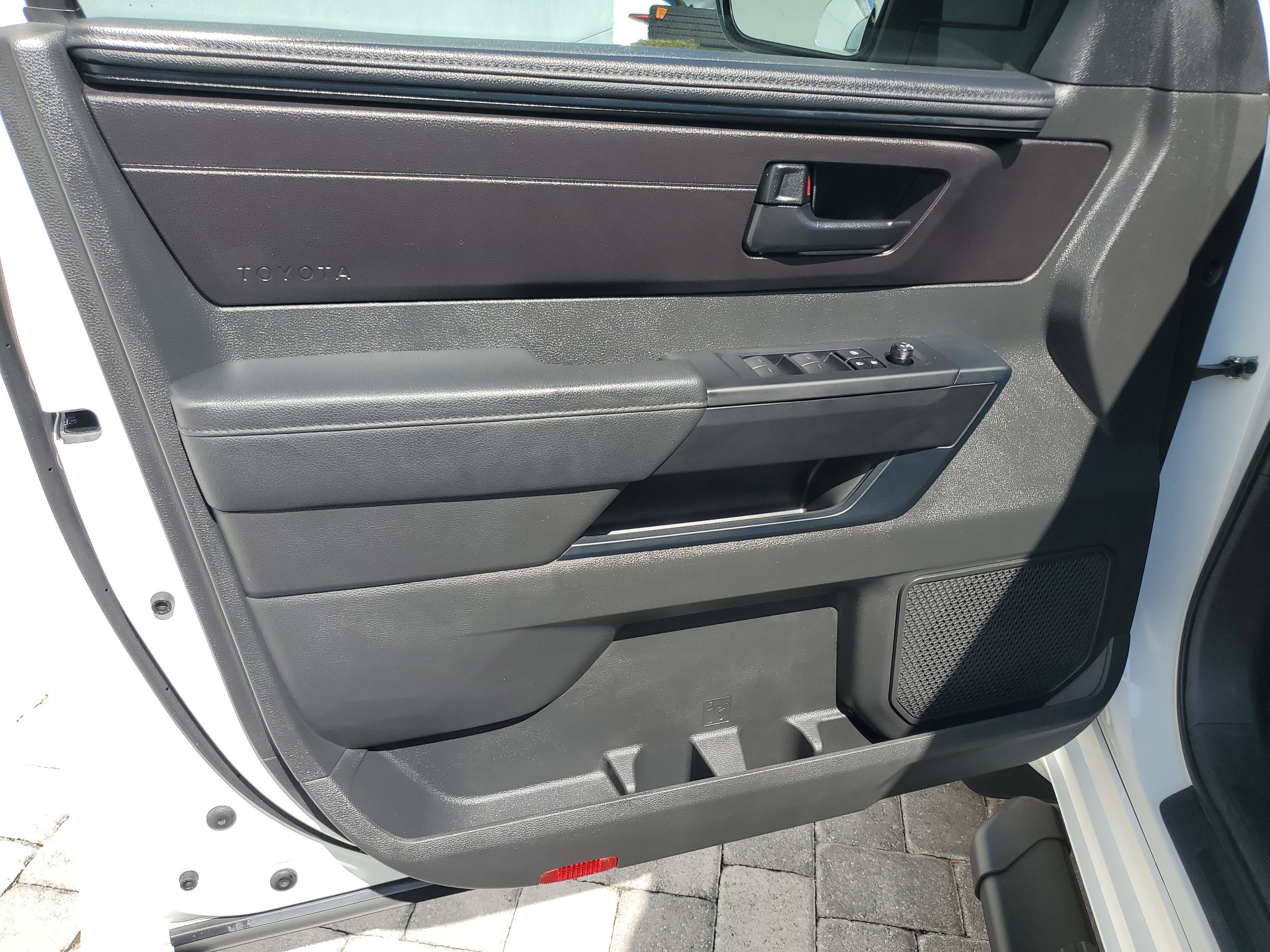 Used 2025 Toyota Tundra SR w/ SR Tow Package image 15