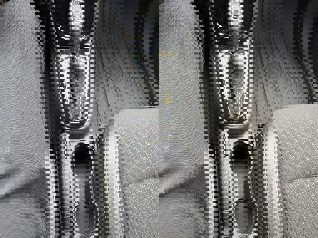 Used 2022 Buick Encore Preferred w/ Safety Package image 17