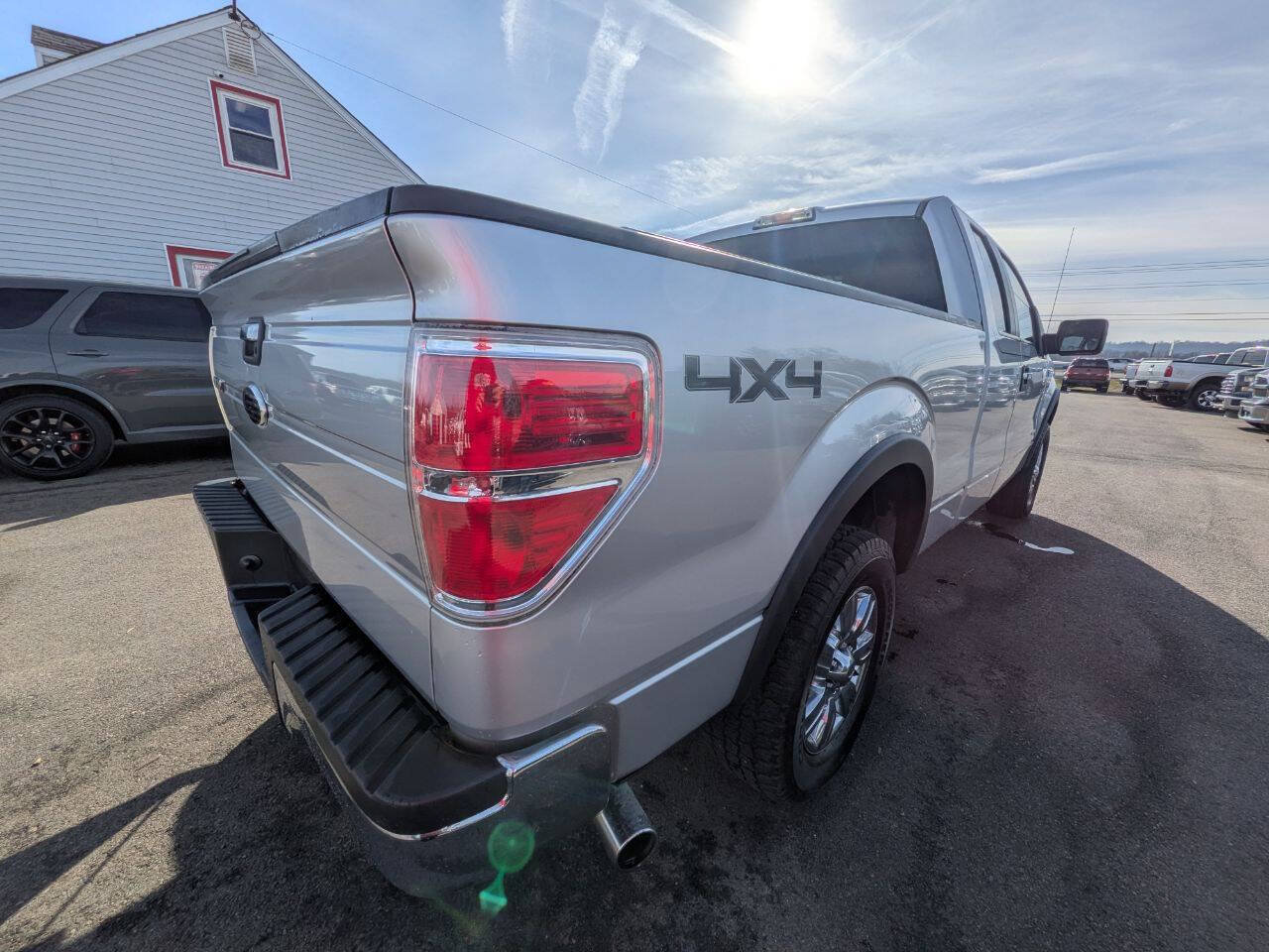 Used 2012 Ford F150 XLT w/ XLT Chrome Pkg AWD/4WD image 4