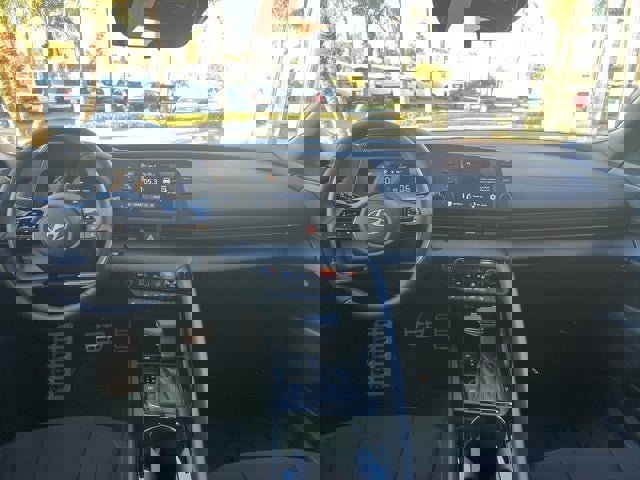 New 2026 Hyundai Elantra SEL Sport Premium image 17