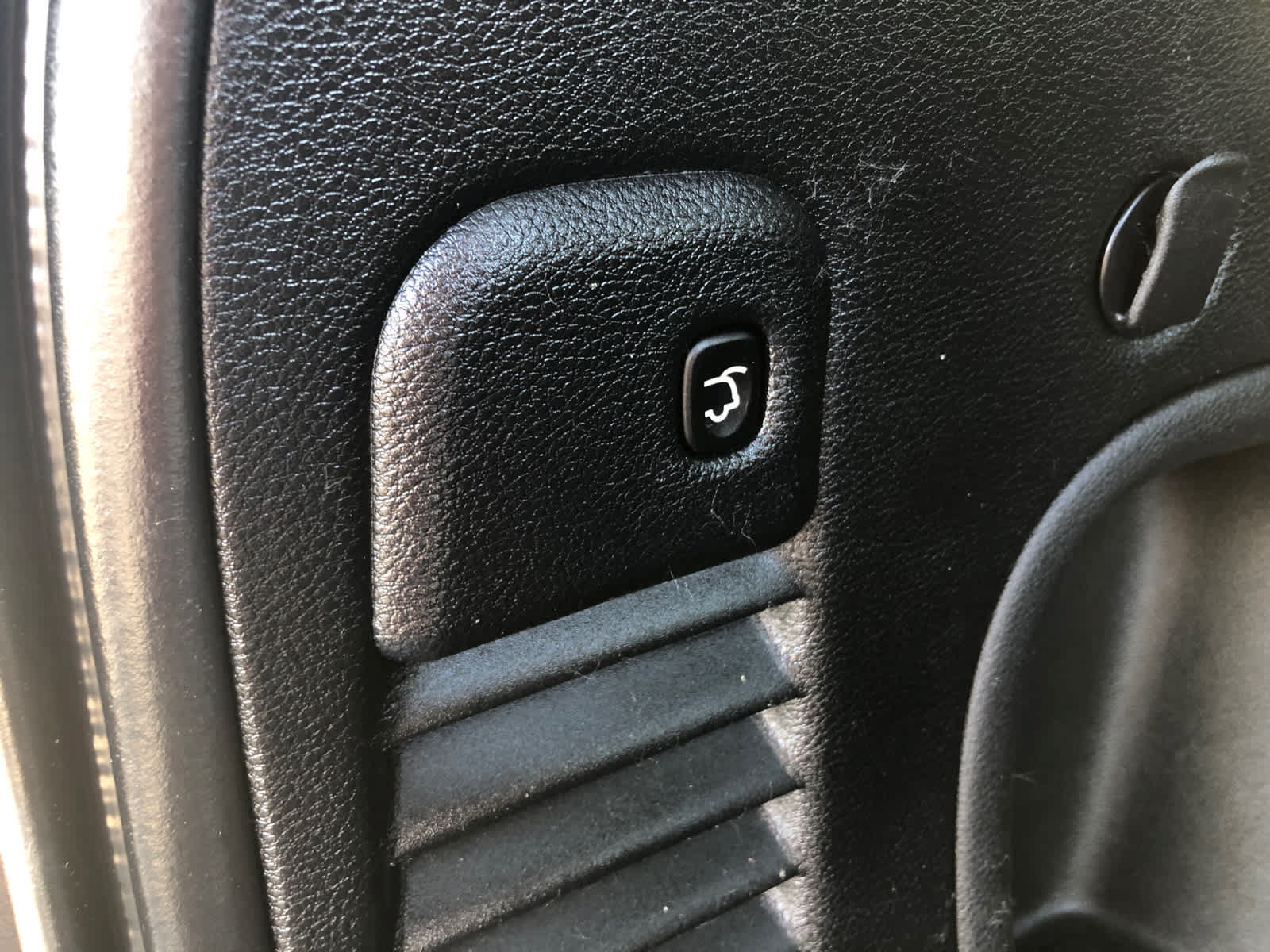 Used 2021 Jeep Grand Cherokee Limited AWD/4WD image 28