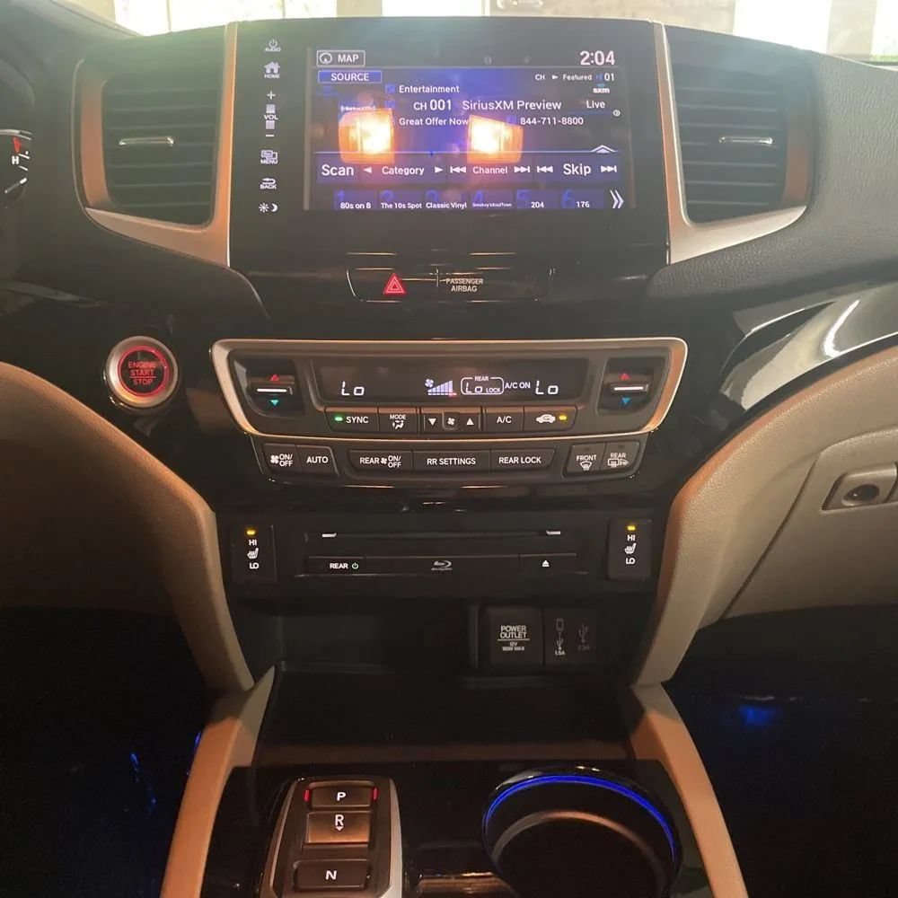 Used 2017 Honda Pilot Touring image 27
