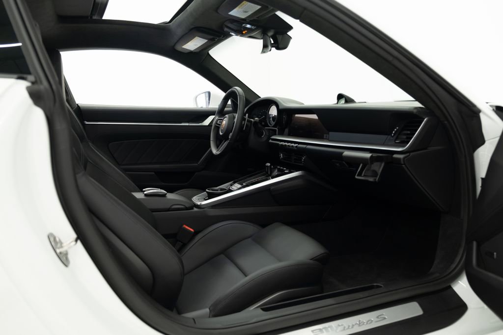 Used 2025 Porsche 911 Turbo S image 35