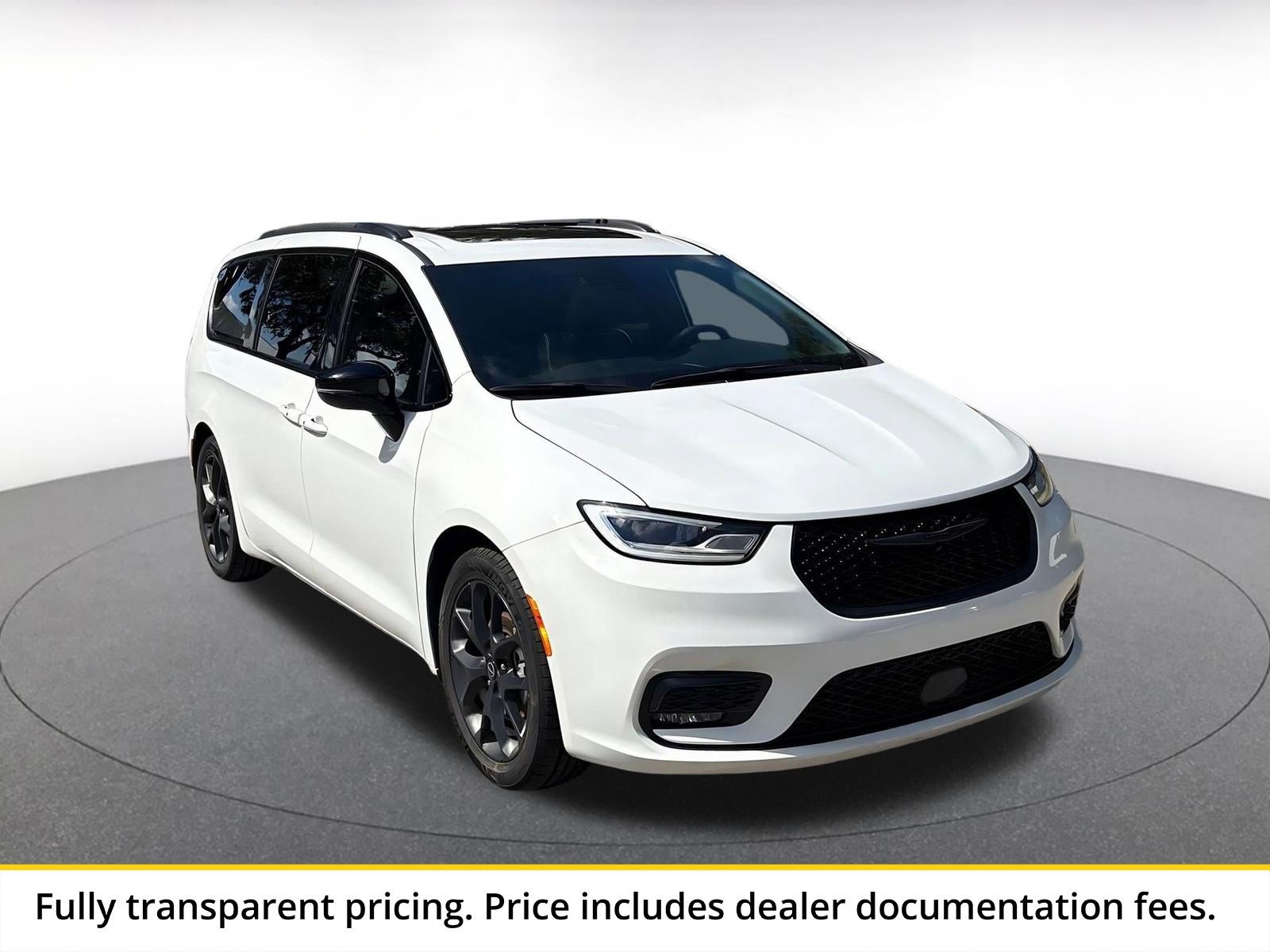 Used 2025 Chrysler Pacifica Limited