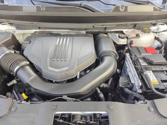 Used 2024 GMC Acadia AT4 w/ Luxury Package image 31