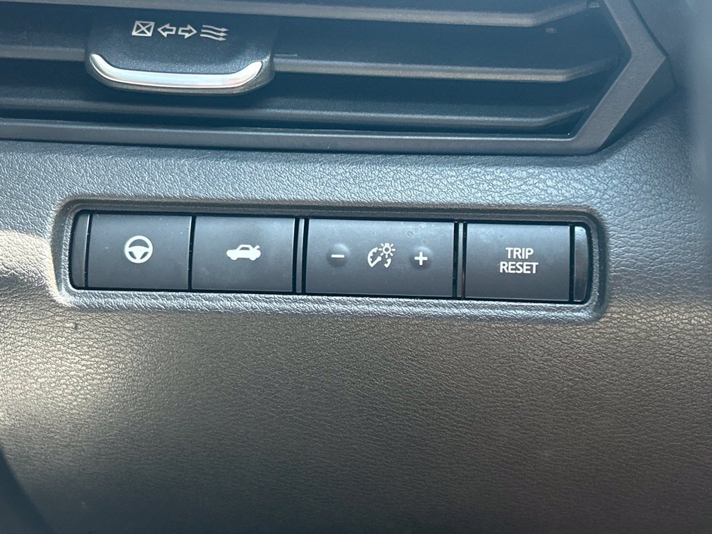 Certified 2024 Nissan Altima 2.5 SV w/ SV Premium Package FWD image 32