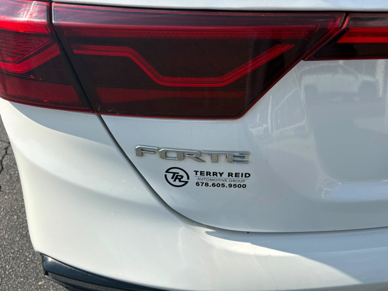 Used 2020 Kia Forte EX FWD image 8