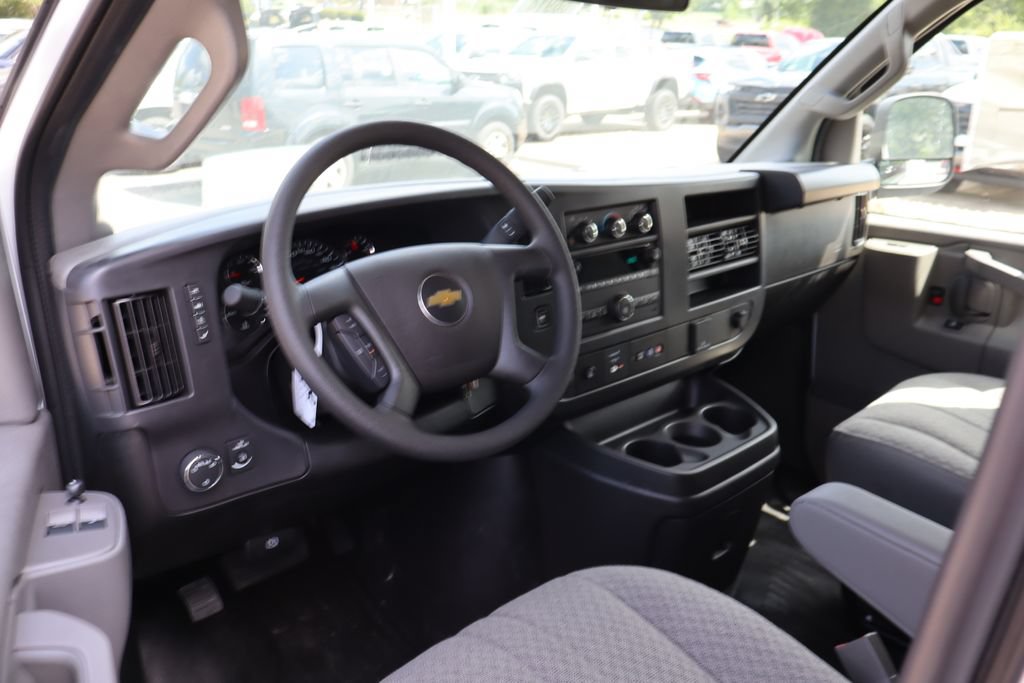 New 2025 Chevrolet Express 2500 w/ Driver Convenience Package RWD image 10