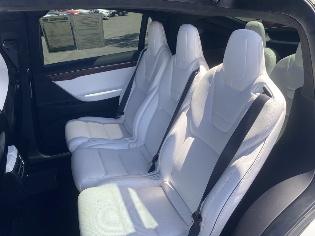 Used 2016 Tesla Model X Performance AWD/4WD image 15