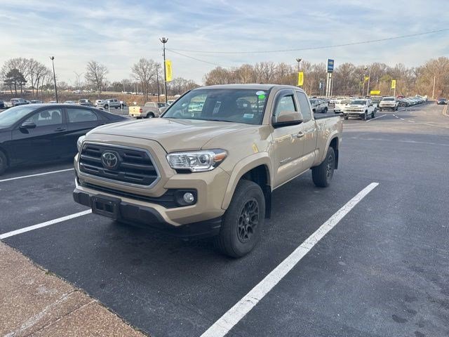 Used 2019 Toyota Tacoma SR5 image 1