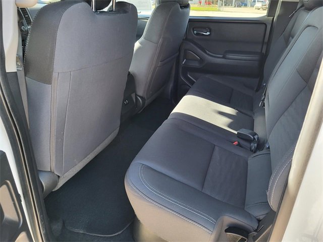 Used 2023 Nissan Frontier SV image 14