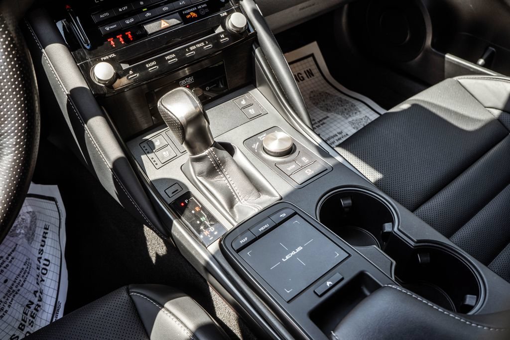 Used 2023 Lexus IS 350 F Sport AWD/4WD image 21
